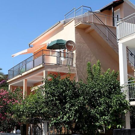 Apartments Jasmin Trogir Eksteriør billede