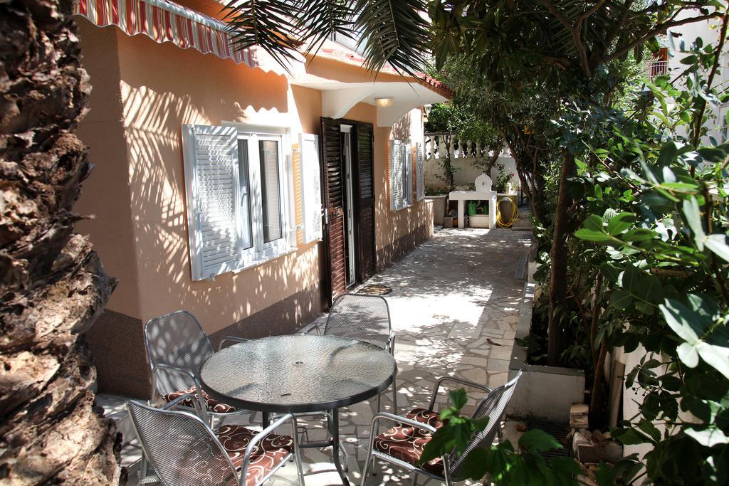 Apartments Jasmin Trogir Eksteriør billede