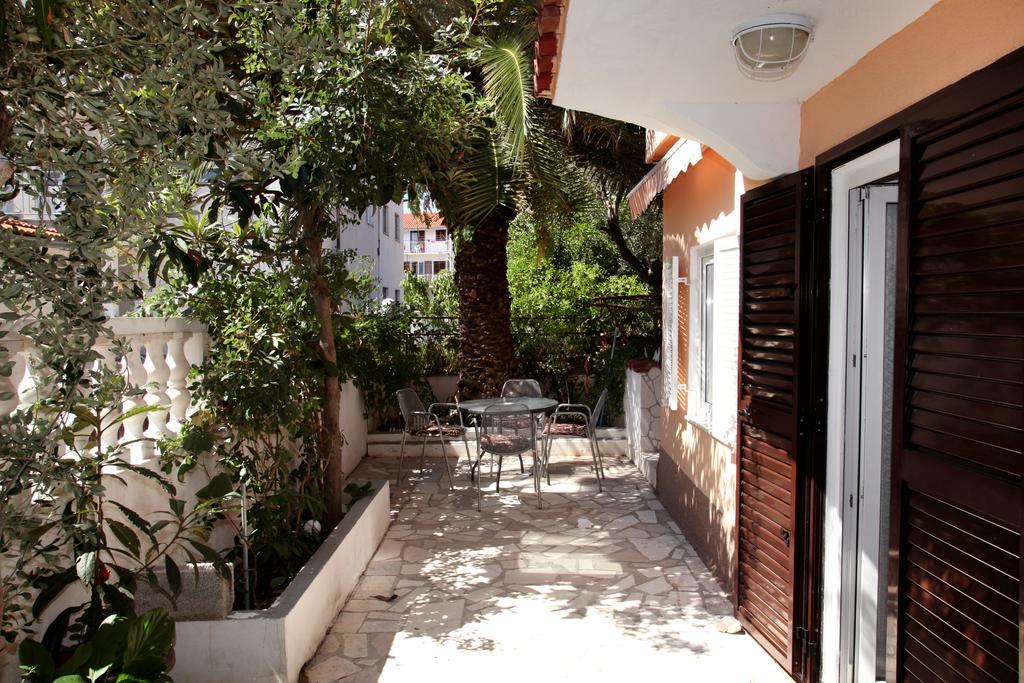 Apartments Jasmin Trogir Eksteriør billede