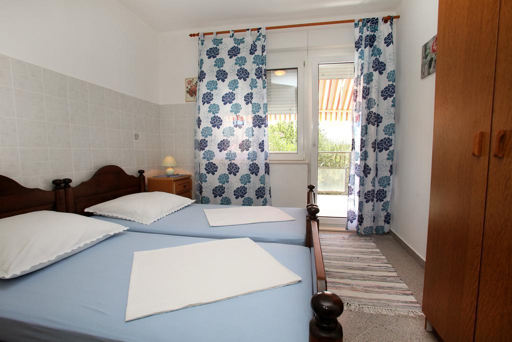 Apartments Jasmin Trogir Eksteriør billede